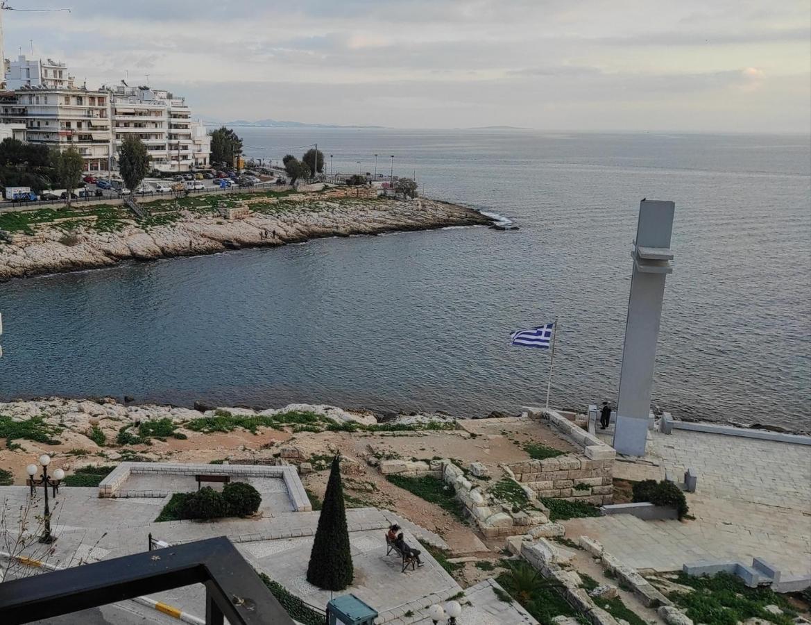 Queens Leriotis Hotel Pire Dış mekan fotoğraf