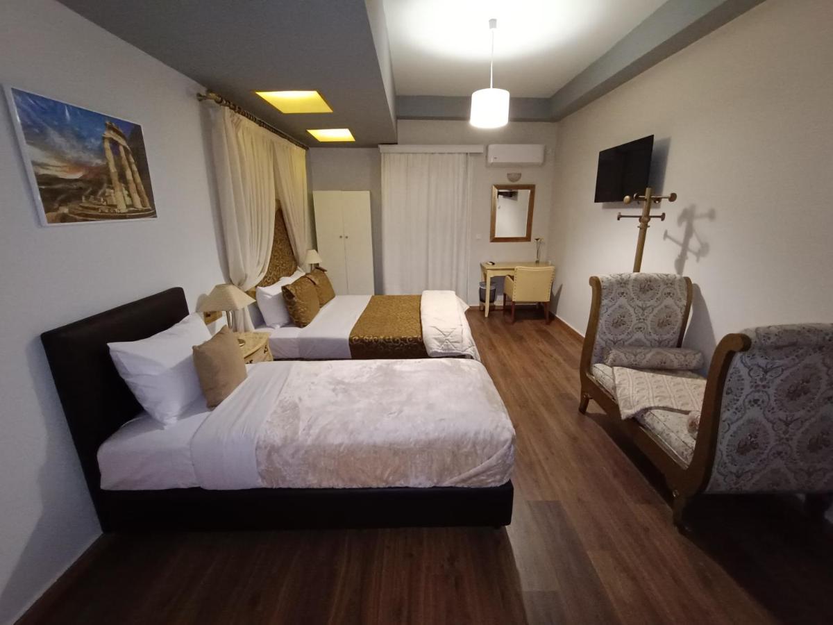 Queens Leriotis Hotel Pire Dış mekan fotoğraf